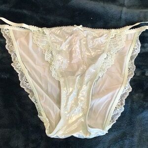 Victoria’s Secret shimmer bikini panries